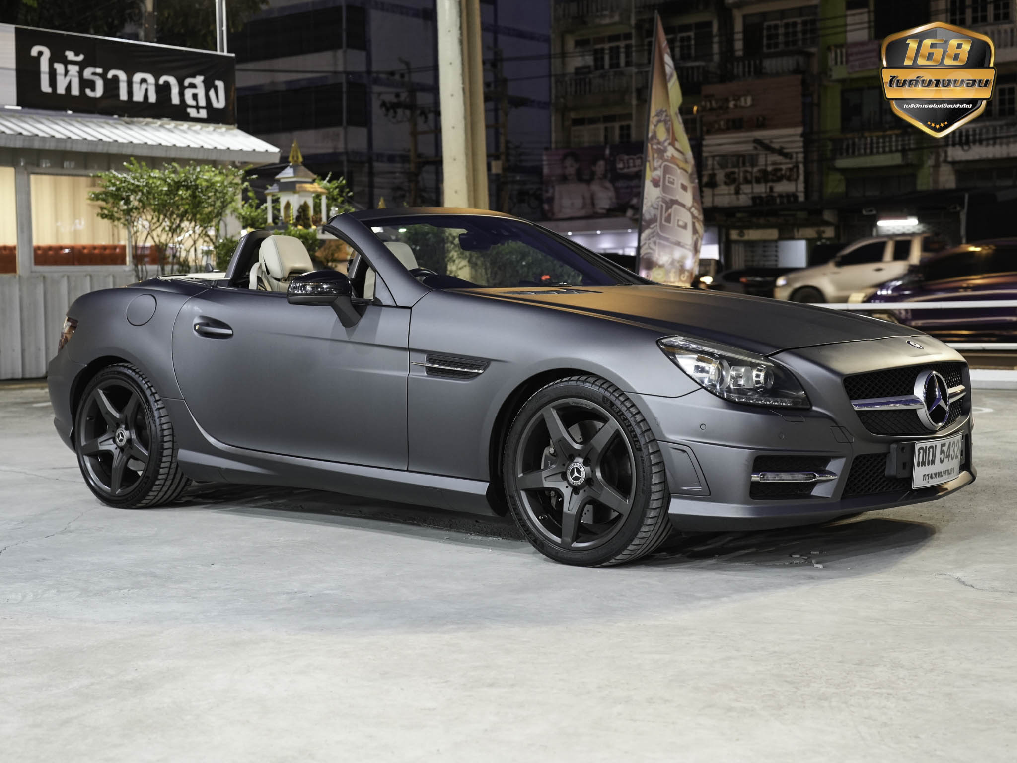 Mercedes-Benz SLK200 Kompressor (R172) จดปี 2015 ดาวห์เริ่มต้นที่ 49,000 บ.