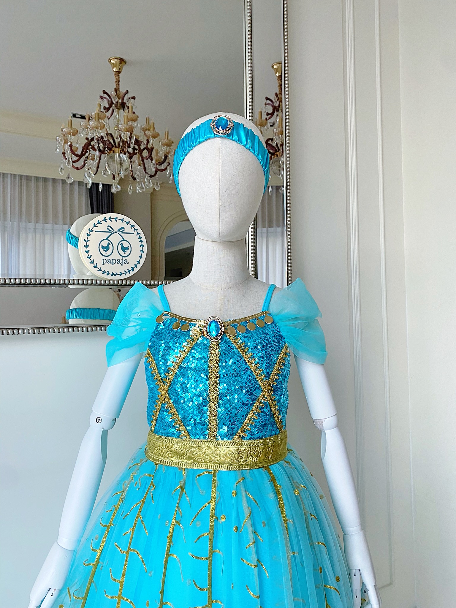 ชุดเจ้าหญิงจัสมิน (Jasmine) รุ่นเดรสสายเดี่ยว พร้อมผ้าคาดผม