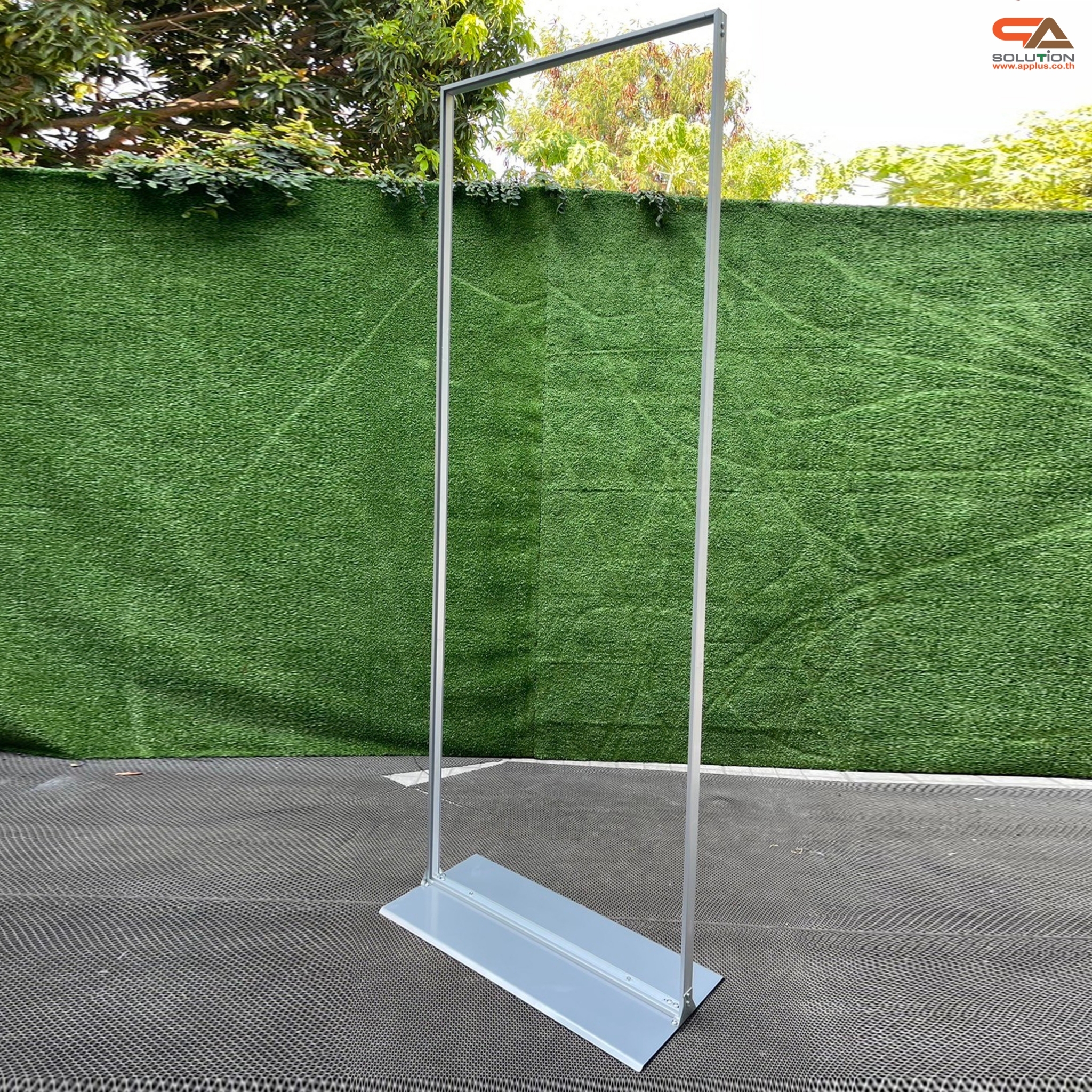 ป้ายตั้งพื้น รุ่นLUXURY ขนาด 80x200 ซม. โครงอะลูมิเนียม ฐานเหล็กหนา โชว์งานพิมพ์ 2 ด้าน ถอดประกอบได้