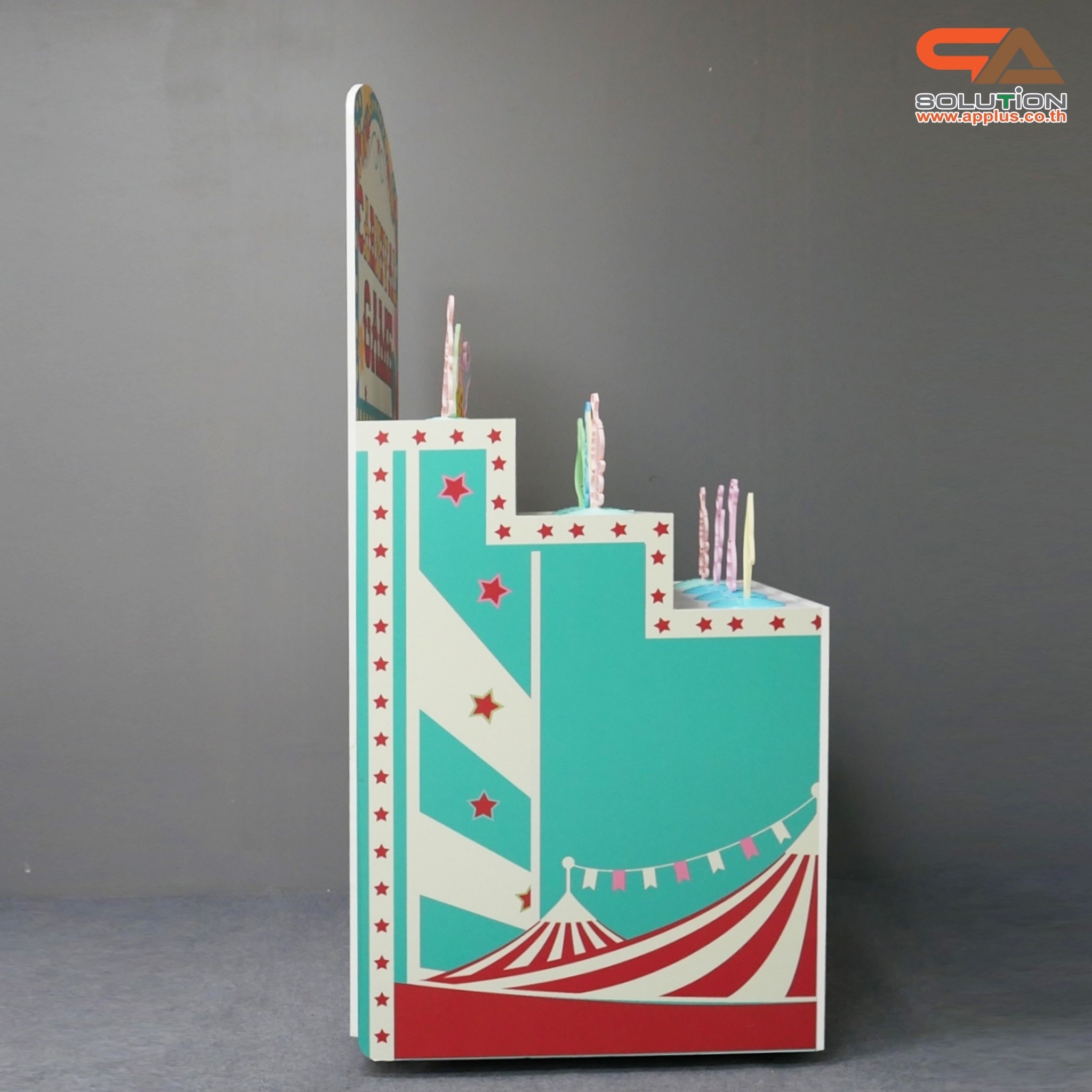 เกมส์ CARNIVAL โยนห่วงชุดสัตว์ ขนาด (W) 80 x (L)64 x (H)160 cm. ชุดสัตว์ 12 ตัว พร้อมห่วง 28 อัน (คละสีคละขนาด)