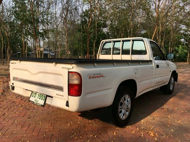 แผงใต้กันชนหน้า/กันชนหน้าตัวล่าง Toyota Tiger D4D(ไทเกอร์ดีโฟดี) 2001/2002/2003 (ตัวต่ำ) - BangplusOnline