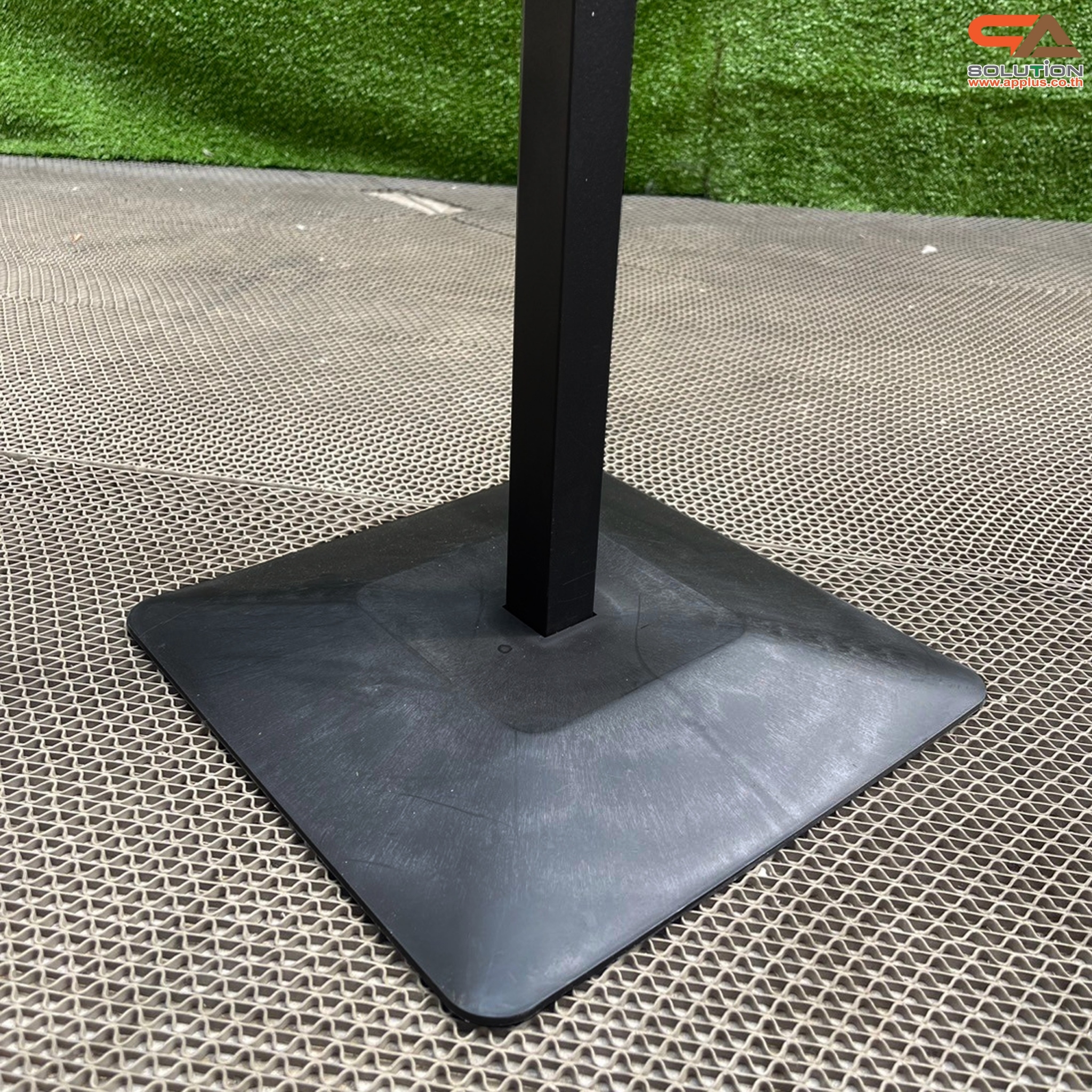 ขาตั้งโปสเตอร์เหล็ก แบบตรง ฐานพลาสติก-ขึ้นรูป เสริมแผ่นยางถ่วงน้ำหนัก โชว์งานพิมพ์ 2 ด้าน ปรับระดับได้ ถอดประกอบเคลื่อนย้ายสะดวก