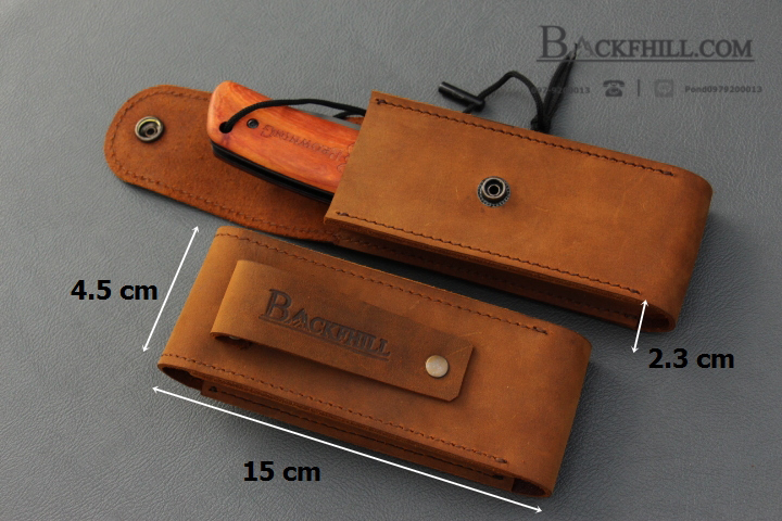 ซองมีดพับหนังแท้ BACKFHILL รุ่น Co.06 ขนาด 6 " ( กระดุมทองเหลือง ) สำหรับใส่มีดพับที่มีขนาด 6 นิ้ว ( วัสดุหนังกลับด้านสีน้ำตาล )