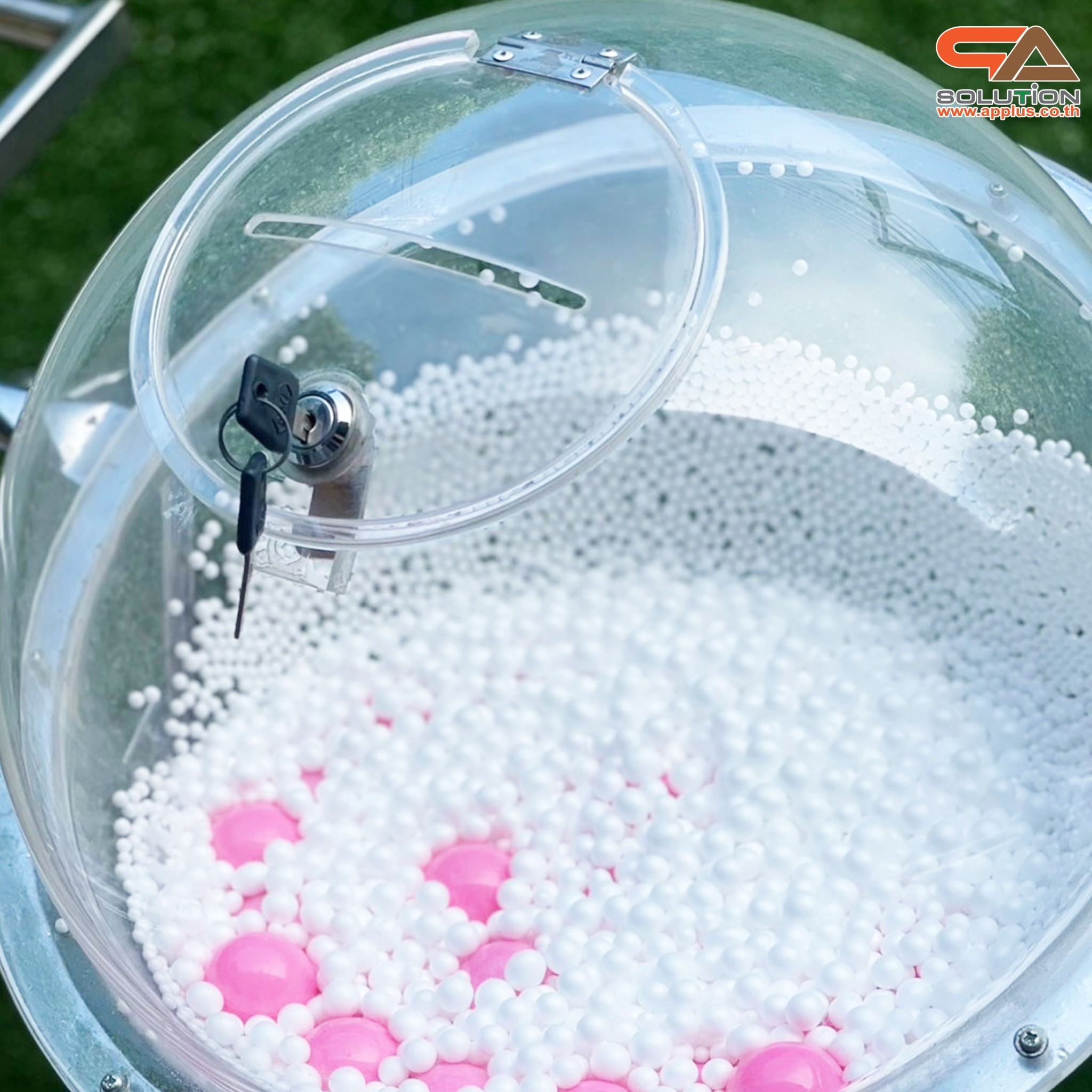 เช่าโดมอะคริลิค จับรางวัล หมุนได้360 องศา พร้อมช่องเปิด มีฝาปิดช่องและกุญแจล็อค