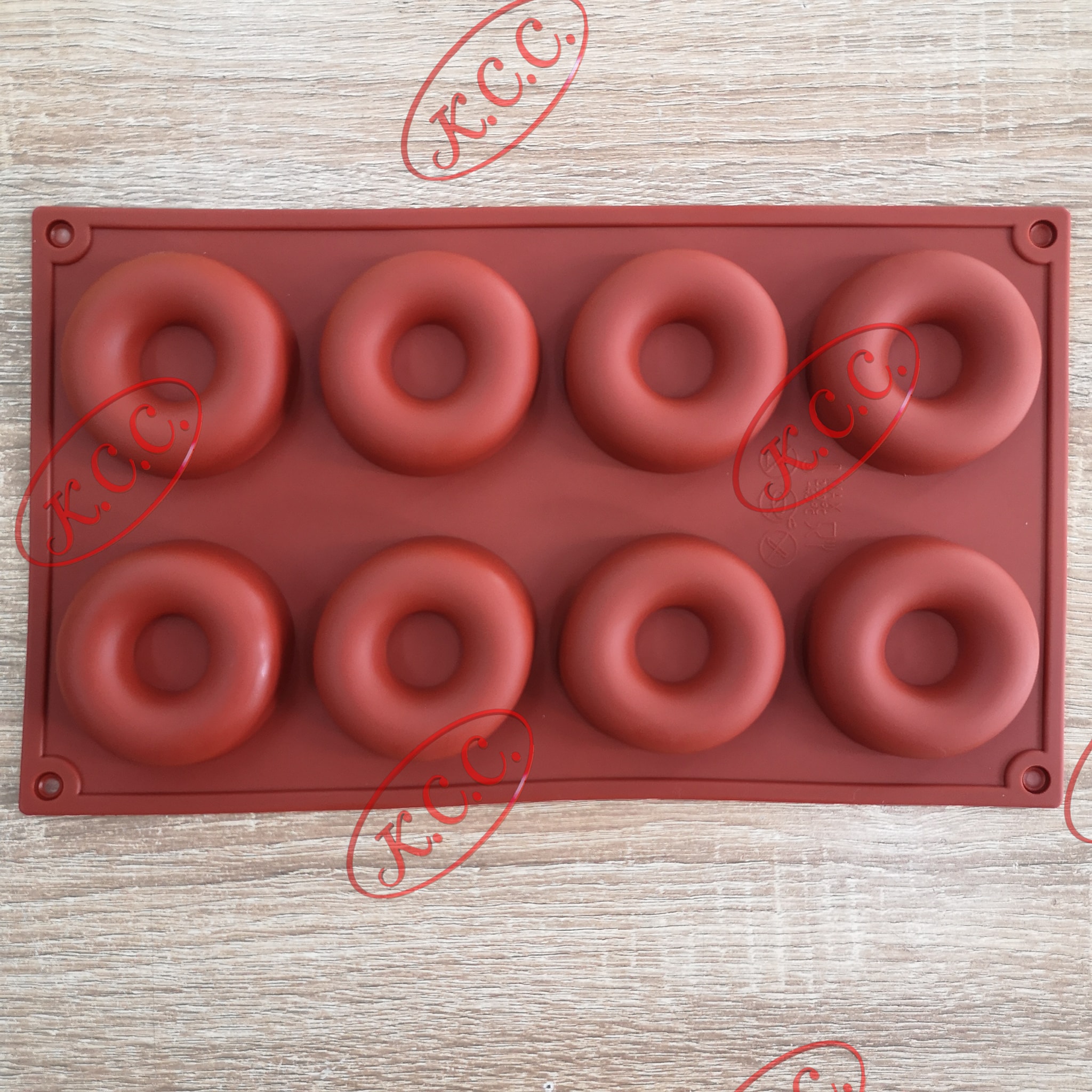 [โล๊ะสต็อก ซื้อ 2 แถม 1] พิมพ์ซิลิโคน คละแบบ คละลาย แม่พิมพ์ ซิลิโคน พิมพ์ช็อกโกแลต วุ้น พิมพ์โดนัท ลายสัตว์ ลายดอกไม้ ลายหัวใจ ลายตัวเลข 123 HBD ลายเป็ด ลายสับปะรด เฉพาะลายนี้เท่านั้น