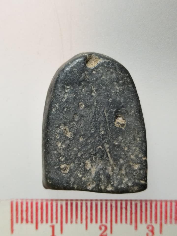 D212 พระซุ้มกอดำ