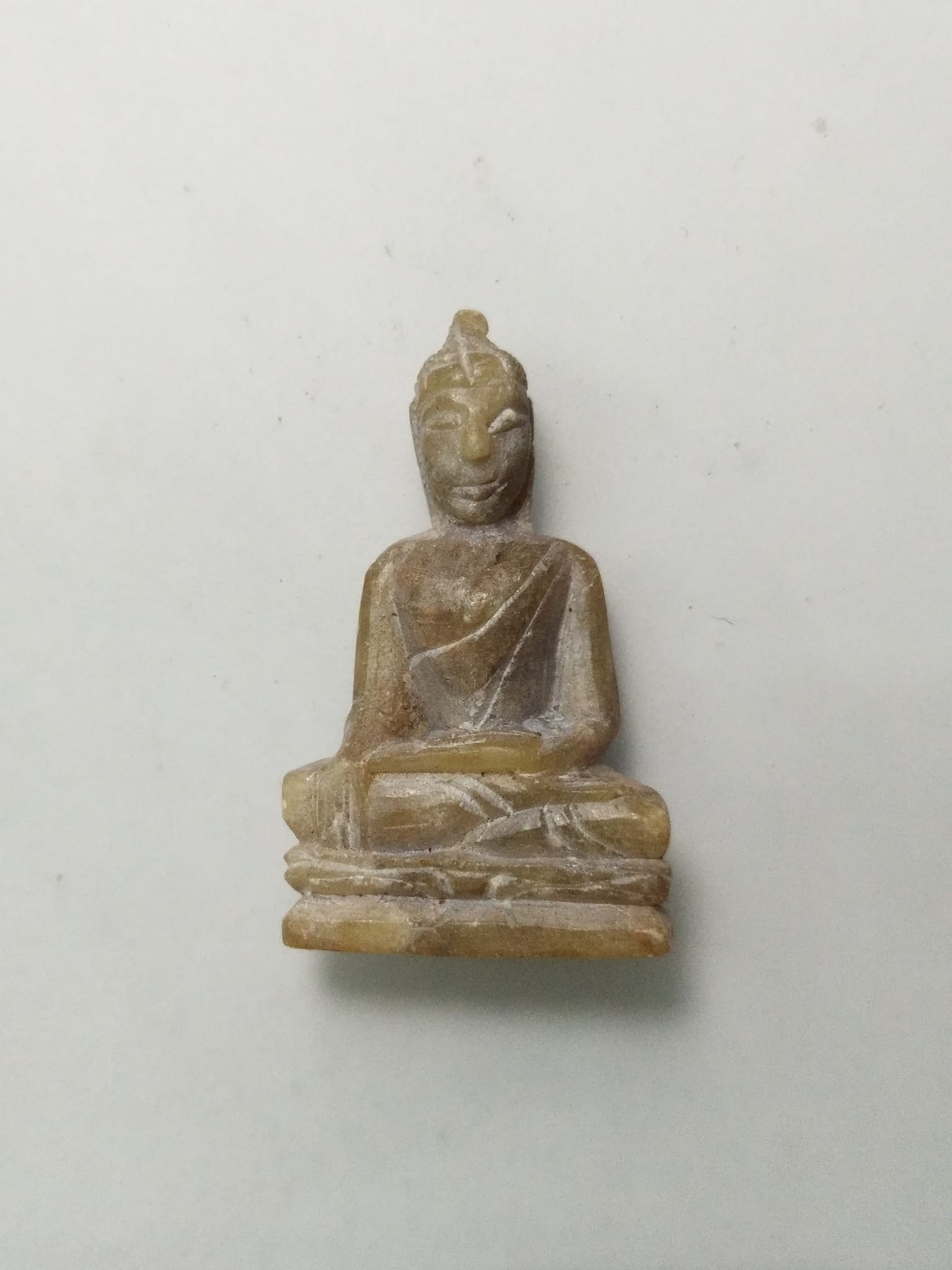 F396 พระพุทธหินแกะ ครูบาบุญชุ่ม วัดพระธาตุดอนเรือง จ.เชียงราย ปี2535