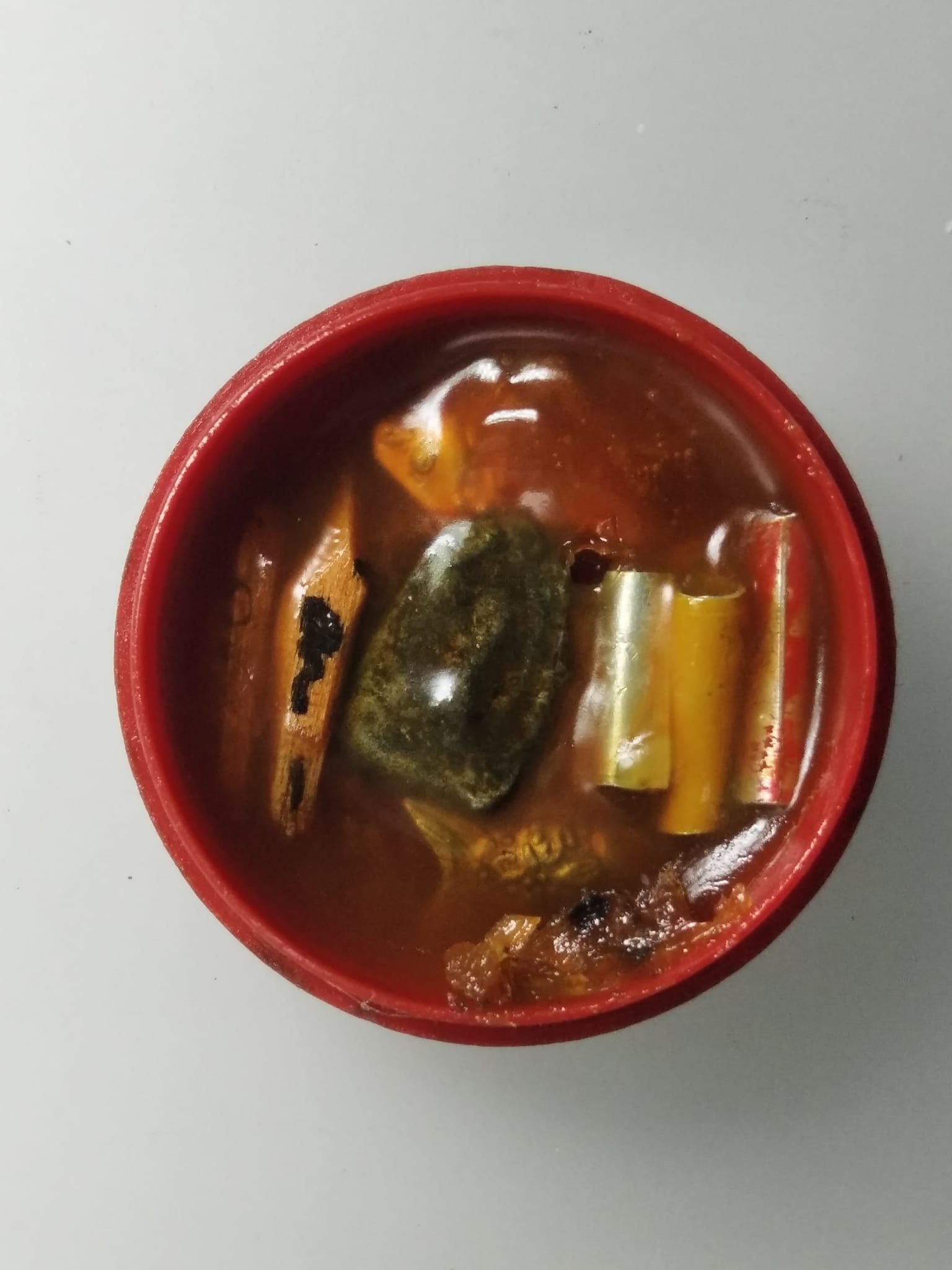 G777 ตลับสีผึ้งมหาเสน่ห์ (ตลับเลข1) หลวงพ่อกวย วัดโฆสิตาราม ชัยนาท ปี 2521