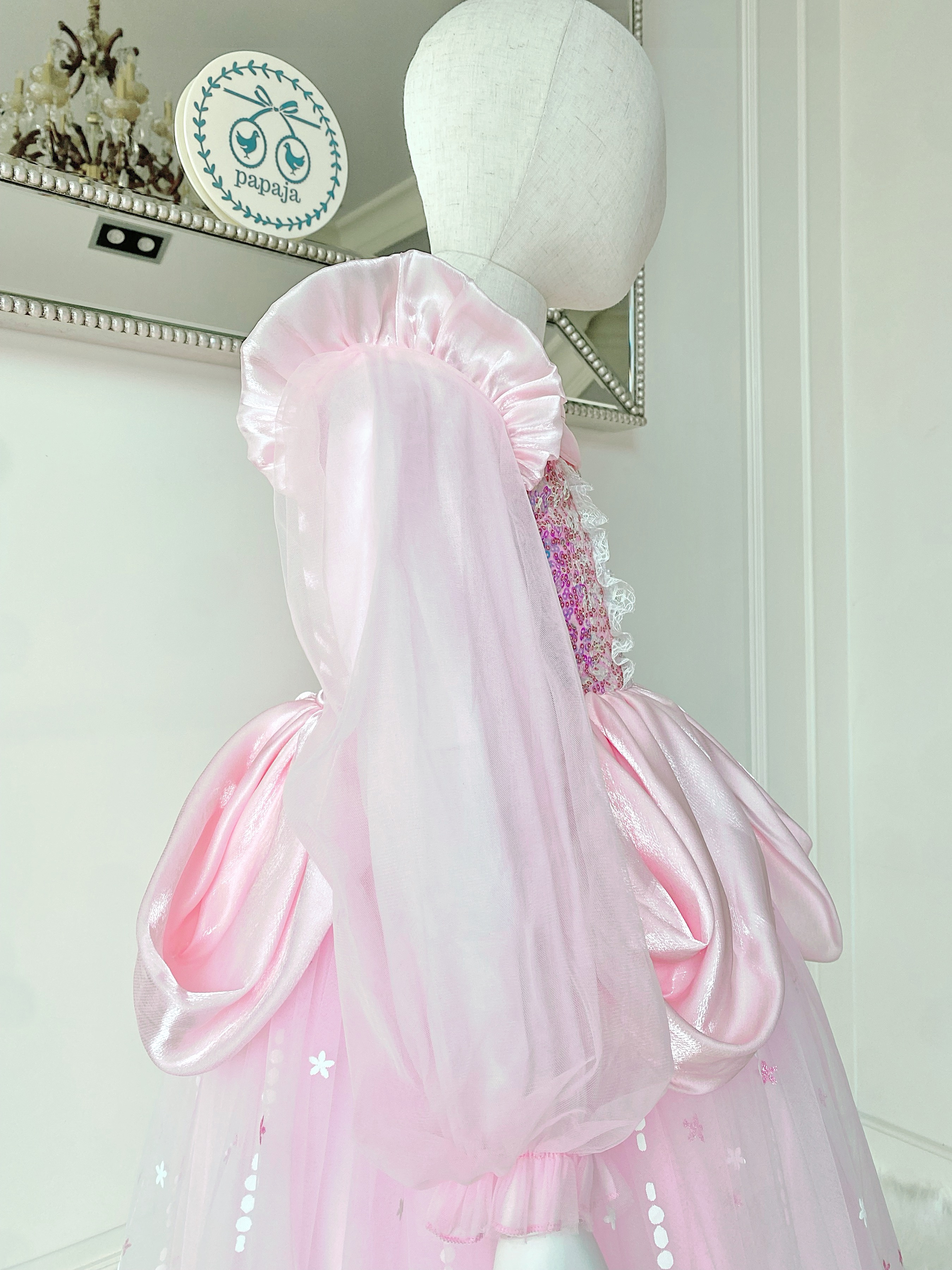 ชุดเจ้าหญิงออโรร่าแขนยาว ต่อผ้าระย้าช่วงเอวลงมา