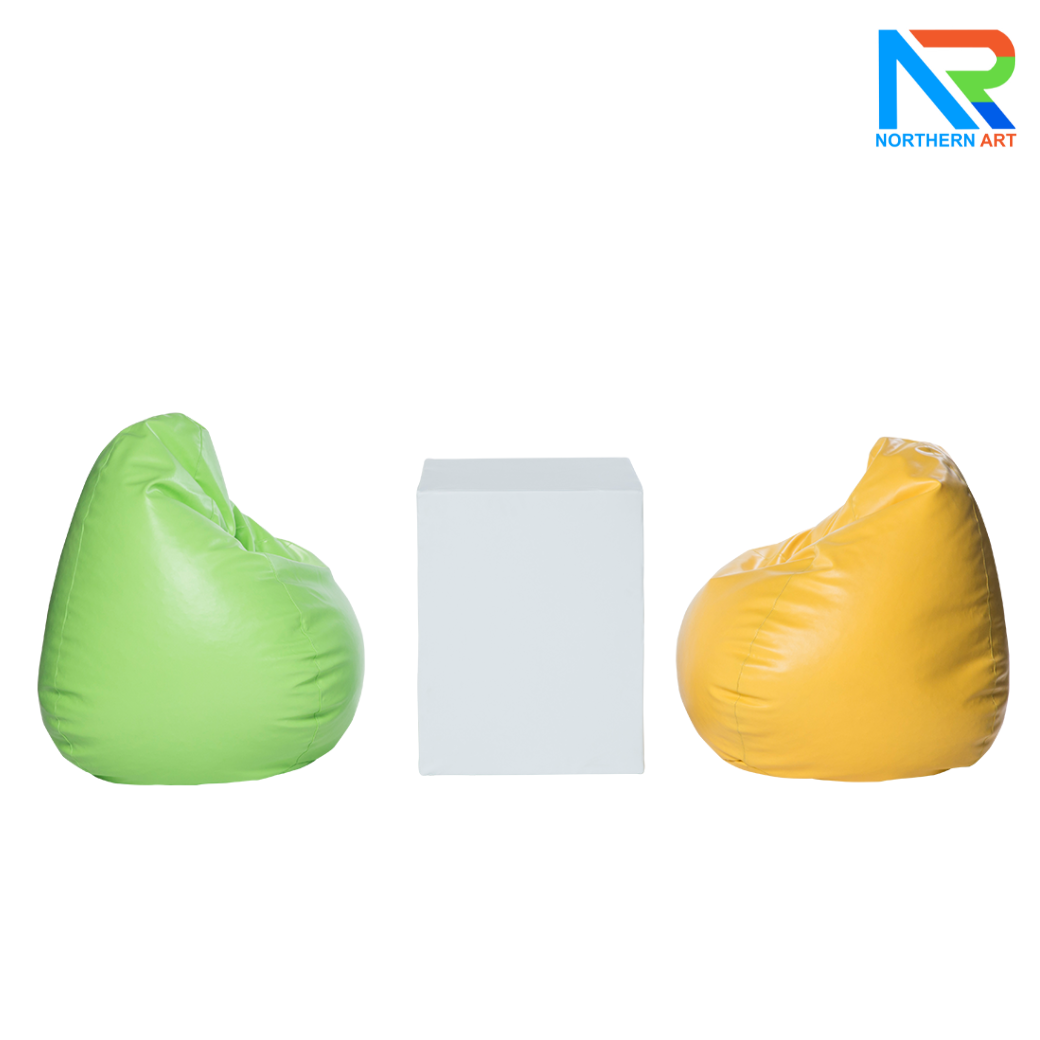 เช่าชุดโต๊ะกลางทรงกล่อง หุ้มหนังทั้งตัว พร้อมเก้าอี้ Beanbag ทรงหยดน้ำ 2 ตัว