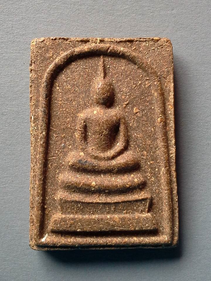 A018 พระสมเด็จเนื้อว่าน หลวงปู่ตื้อ วัดอรัญวิเวก ปี2517