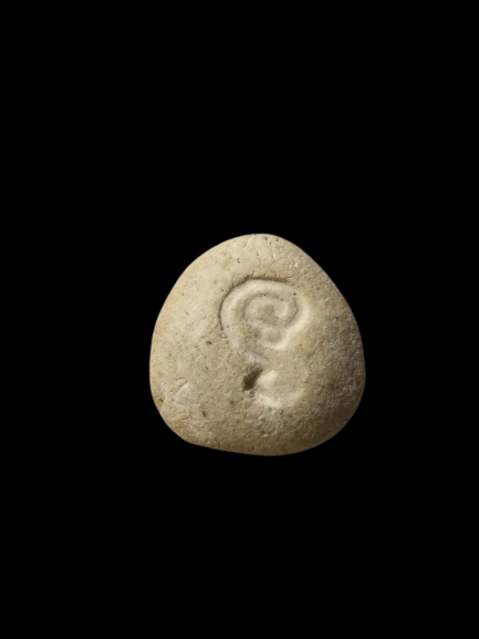 F384 พระปิดตา