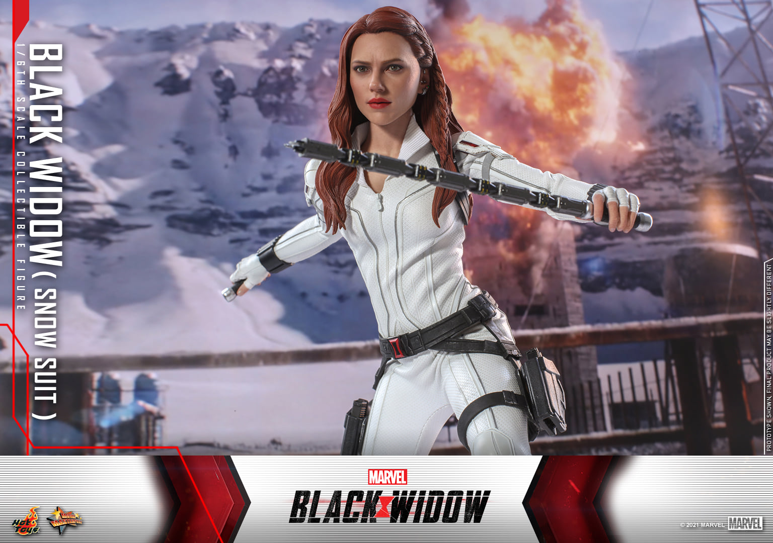 Hot Toys MMS601 1/6 Black Widow - Black Widow (Snow Suit Version)
