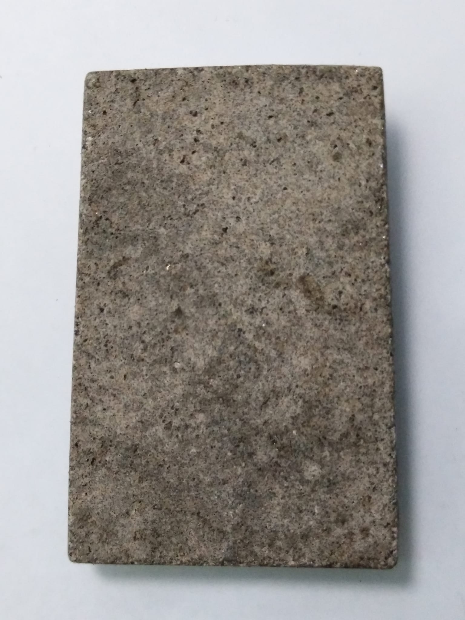 G025 พระสมเด็จโรยผงแร่ ไม่ทราบที่