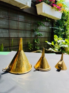 กรวยโบราณทองเหลือง 3 พี่น้อง 3 Size S, M, L