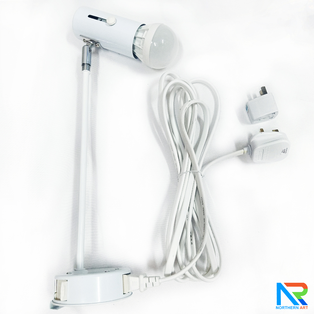 บอร์ดจัดนิทรรศการ อะลูมิเนียม ตั้งซิกแซก 6 บานพร้อมล้อ ขนาด (W)100 x (H)200 ซม. ถอดประกอบและพับเก็บได้