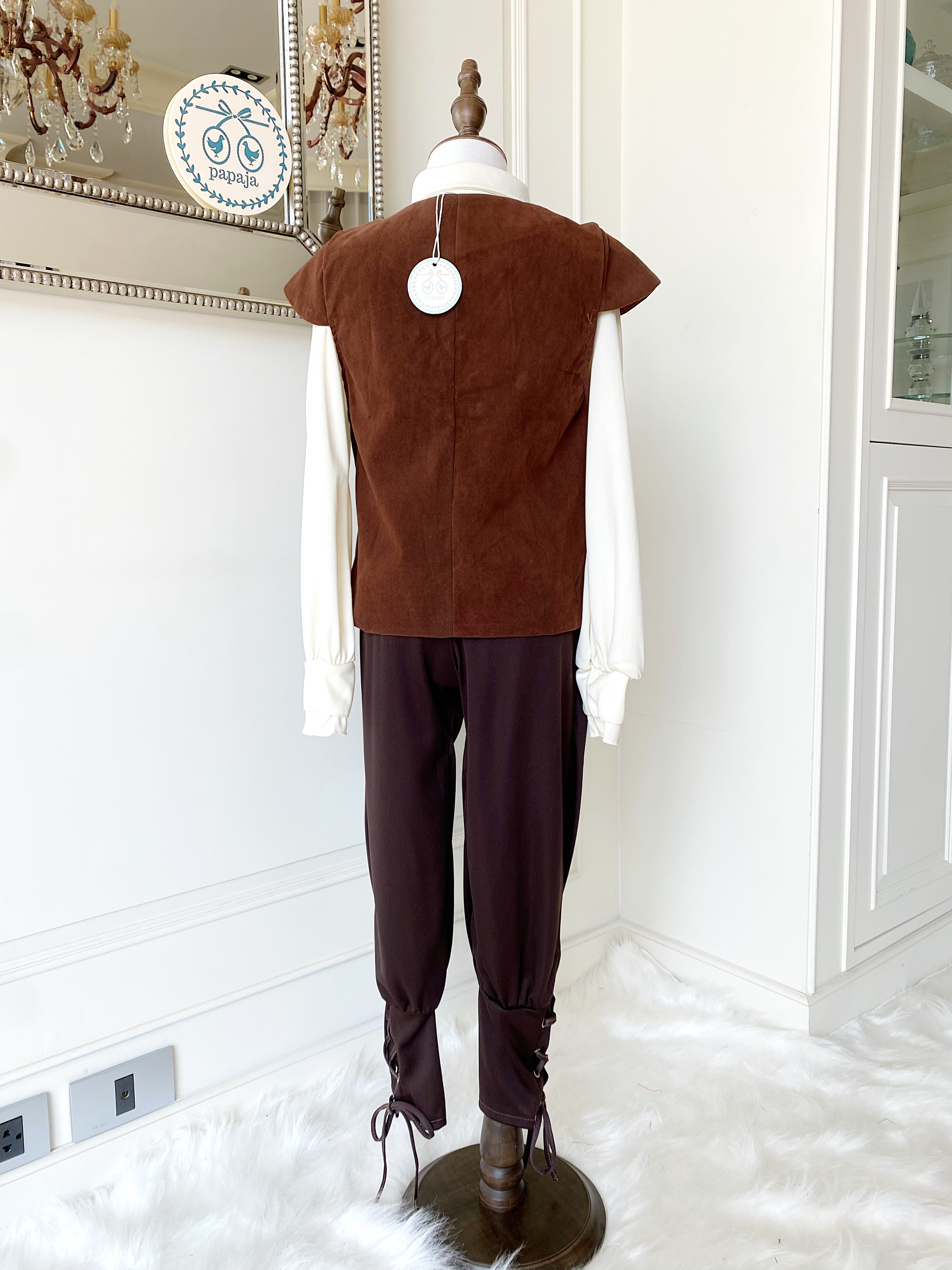 ชุดคอสเพลย์ ชุดยุโรปโบราณเด็กชายโทนน้ำตาล (เซต 3 ชิ้น)