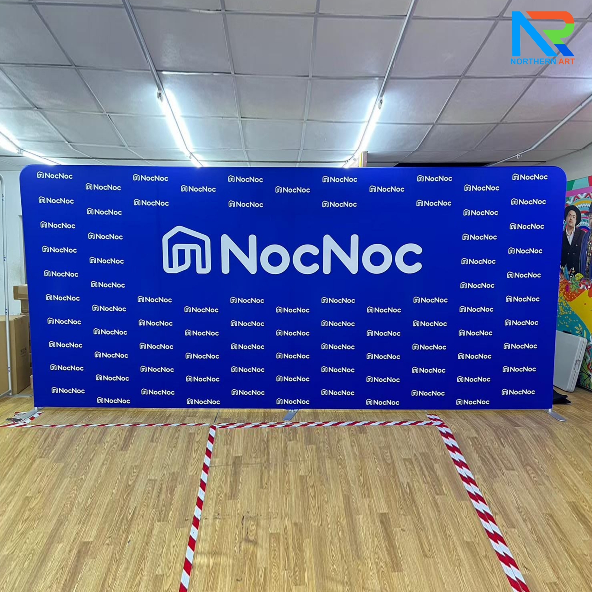 แบคดรอปผ้า (Fabric Backdrop) รุ่นตรง Savvy ขนาด (H)180 x (W)120-1000 cm. โครงอะลูมิเนียม ถอดประกอบได้ แถมฟรี! กระเป๋าใส่อุปกรณ์ 1 ใบ