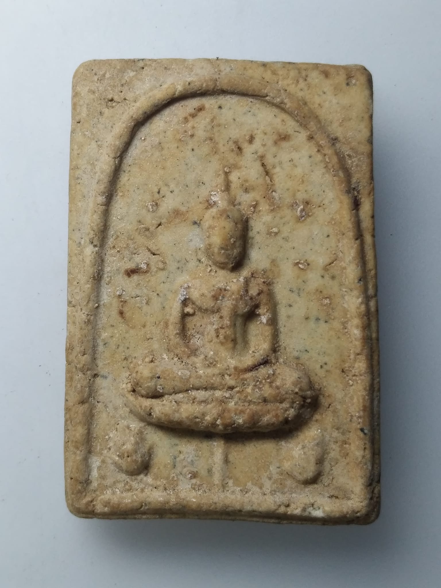 H134 พระสมเด็จนั่งบัวหลังเรียบ วัดชิโนรสปี 12 หลวงพ่อกวยปลุกเสก