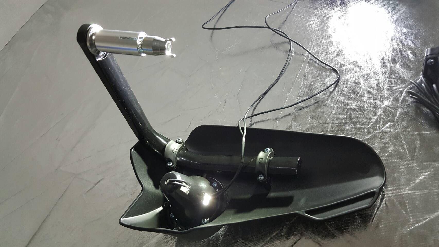 การ์ดแฮนด์ มีไฟโปรเจกเตอร์