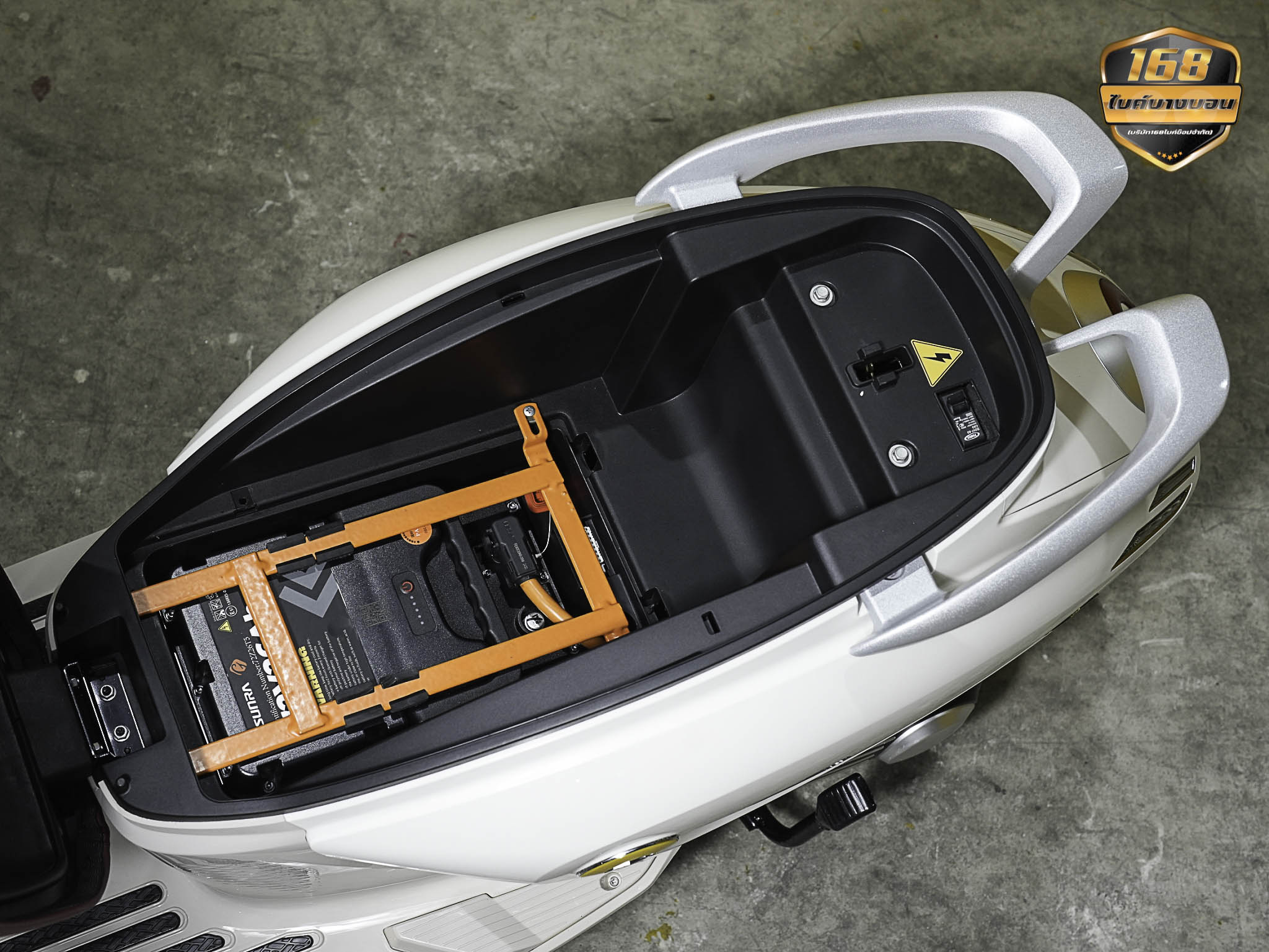 รถจักรยานยนต์ไฟฟ้า 𝗦𝗨𝗡𝗥𝗔 𝗙𝗨𝗧𝗨𝗥𝗘 2025 ฟรีดาวน์ ออกรถใช้เงิน 0 บาท