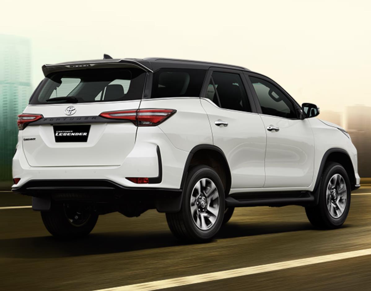 รถเช่า ขอนแก่น - Toyota Fortuner Legender 2.4 รถเช่าสนามบินขอนแก่น (Car rental khonkaen airport)