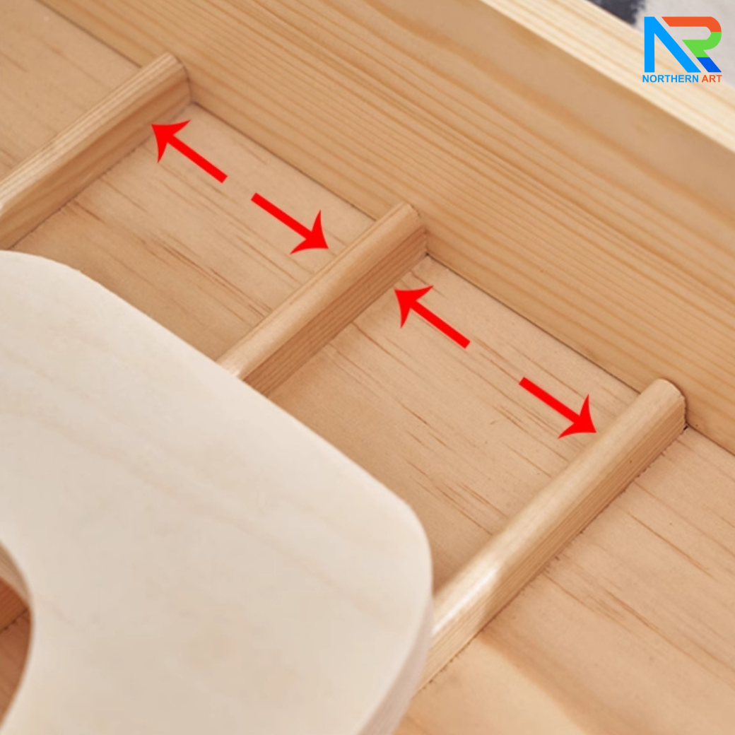 เกมส์บาลานซ์บอล BALANCE GAME ขนาด (W)32 x (L)55 x (H)10 cm. วัสดุไม้จริง สีธรรมชาติ พร้อมลูกบอลไม้ 2 ลูก