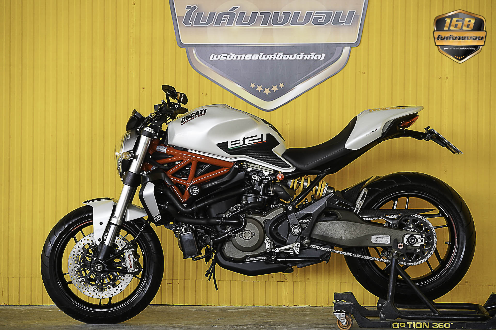 Ducati Monster 821 เเต่งเต็ม ปี 2016 ดาวห์เริ่มต้นที่ 7,640 บ.