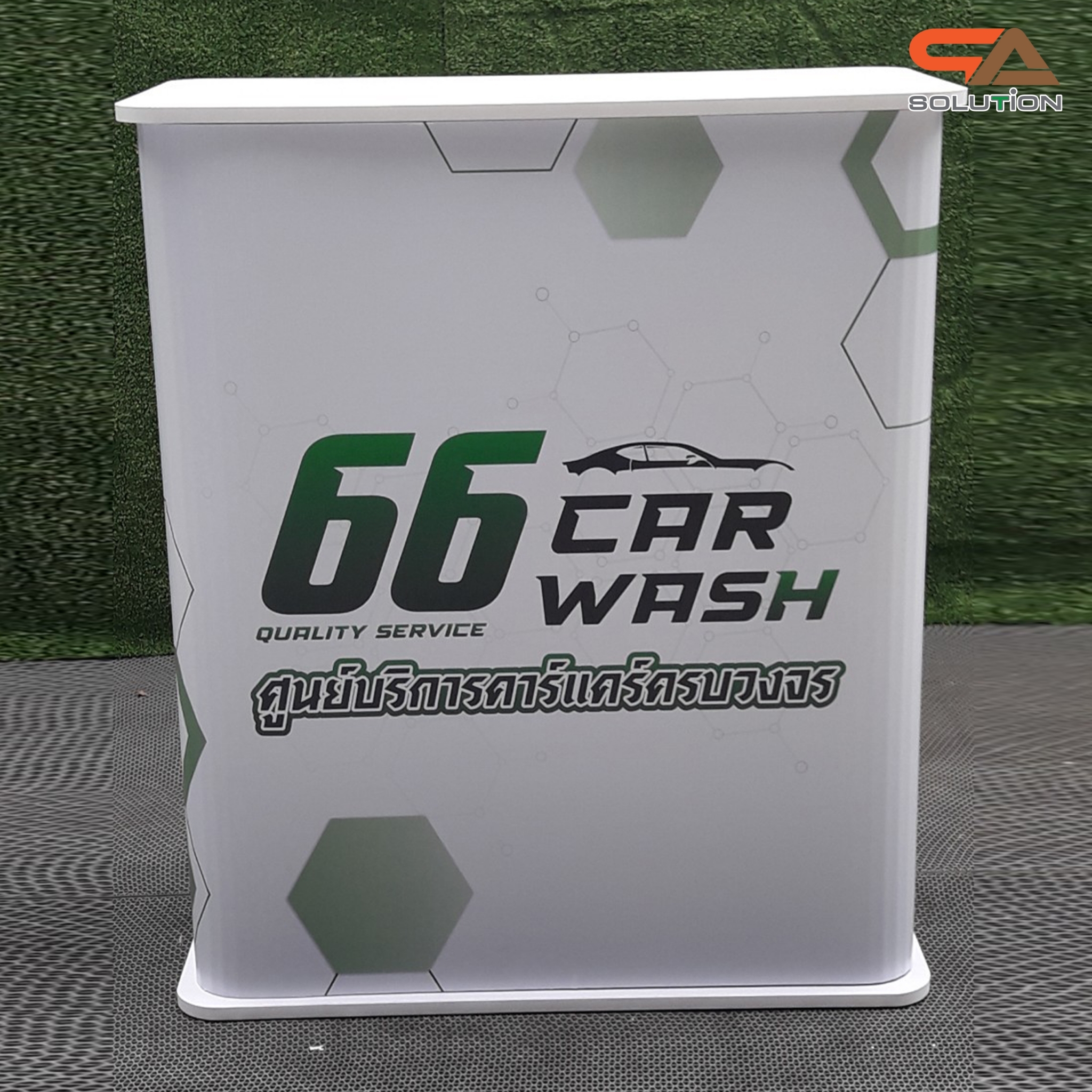 เคาน์เตอร์ออกบูธ ทรงเหลี่ยม ขนาด(W)80 X (D)40X (H)93.7 cm. ถอดประกอบได้ เคลื่อนย้ายสะดวก พร้อมกระเป๋า 1 ใบ