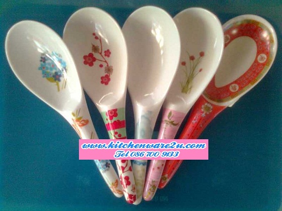 P04868 ทัพพีเมลามีน หนา พิมพ์ลาย ราคาส่งต่อ 1 โหล : 12 อัน (คลิ๊กที่สินค้าเพื่อดูรายละเอียด)
