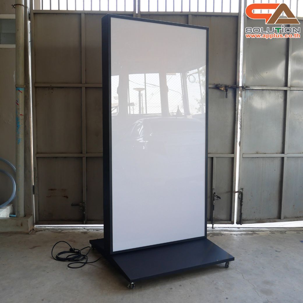 ตู้ไฟ LED ตั้งพื้น ฐาน SLOPE พร้อมล้อเลื่อน ขนาด 100x200 cm.พร้อมแผ่นอะคริลิค 2 แผ่น โชว์งานพิมพ์ 2 ด้าน เหมาะกับภายนอกอาคาร
