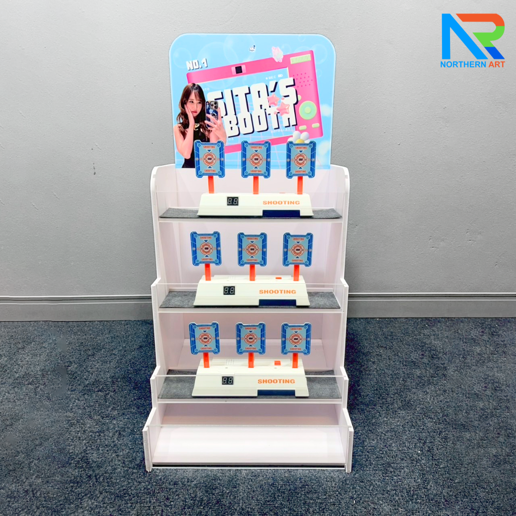 เกมส์ยิงเป้าตั้งโต๊ะ ขนาด (W)40 x (D)40 x (H)90 cm. พร้อมเป้านิ่ง 3 แผ่น 3 ชุด และปืนกระสุนโฟม 1 กระบอก