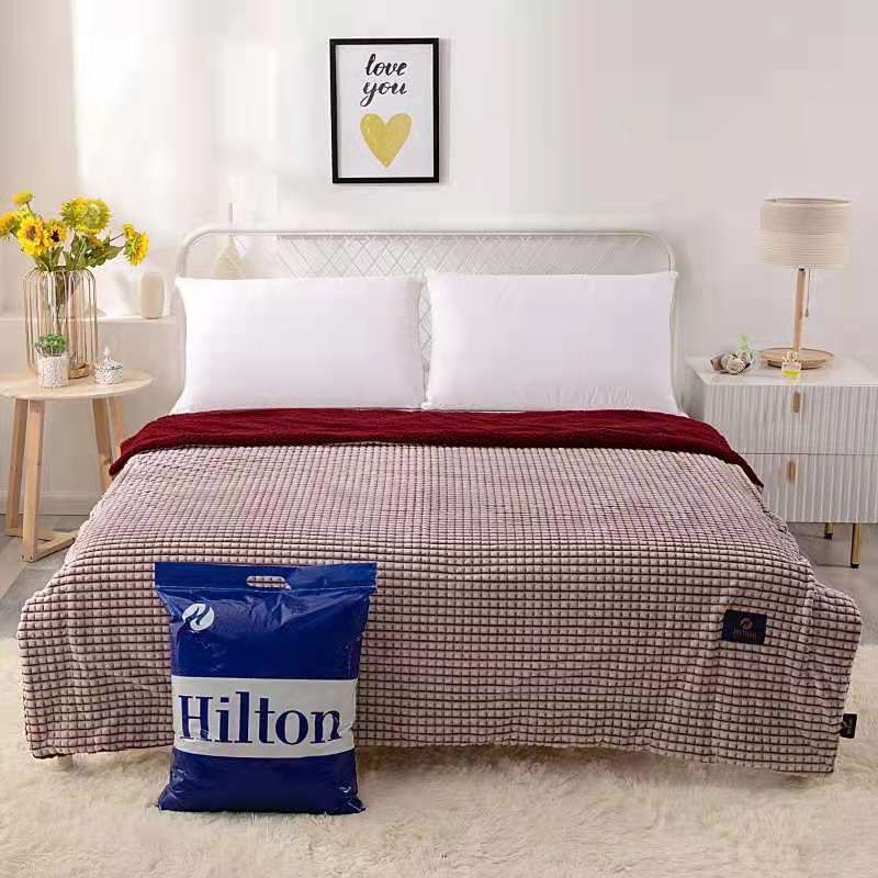 6ฟุต ผ้าห่มขนแกะ HILTON สีพื้น 40ผืน