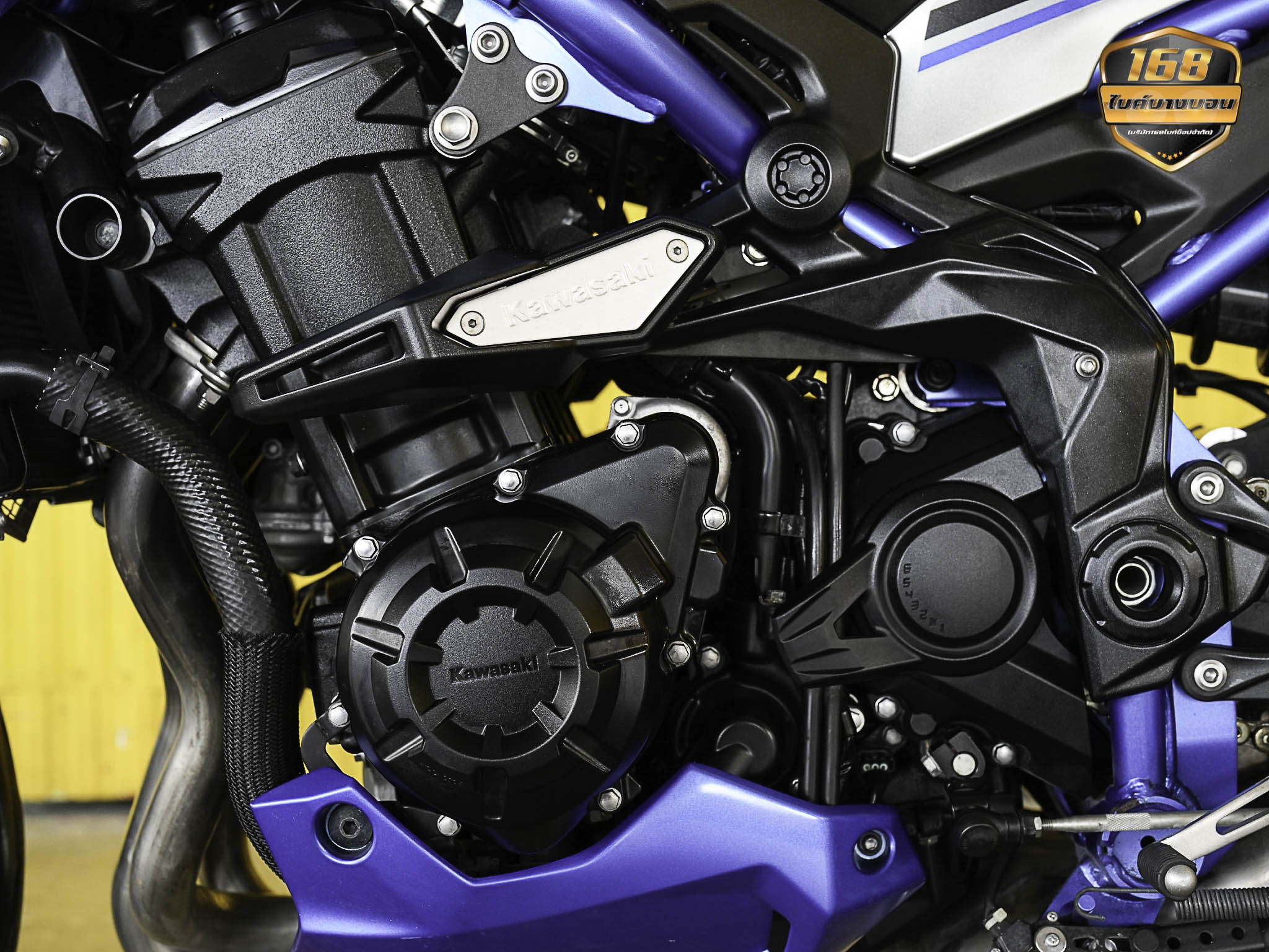 KAWASAKI Z900 SE สี candy ปี 2021 ดาวห์เริ่มต้นที่ 21,000 บ.