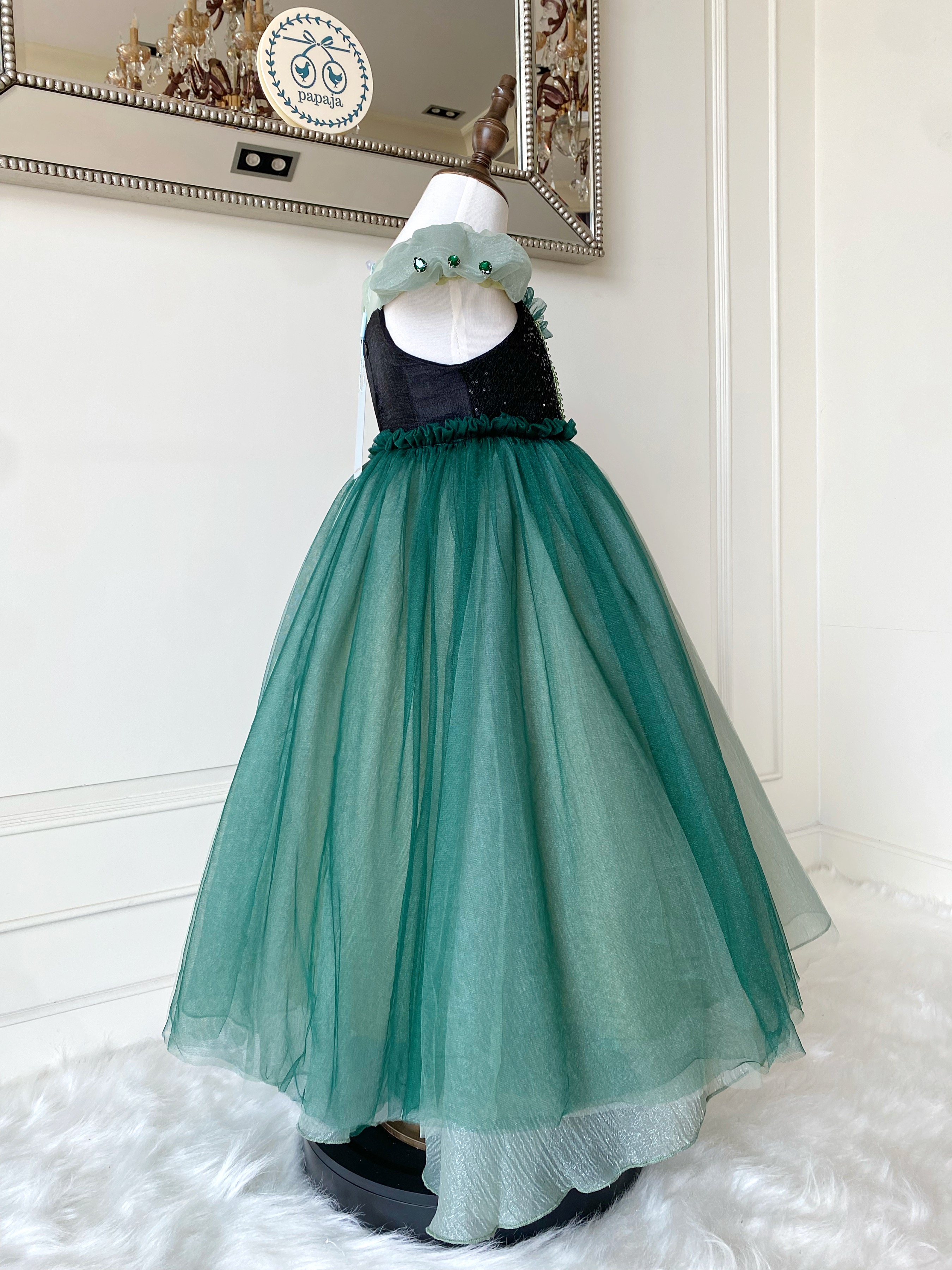 ชุดเจ้าหญิงอันนาแขนตุ๊กตา รุ่นไฮพรีเมี่ยม ดีเทลประดับอัญมณี งานสวยมาก