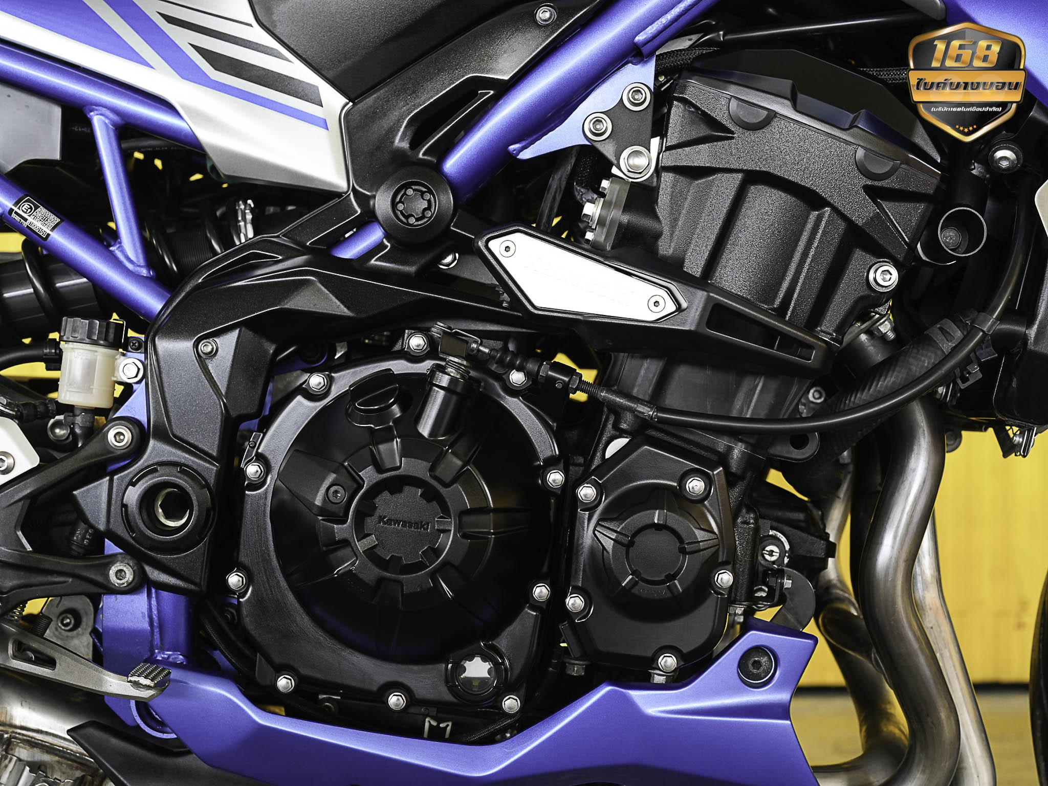 KAWASAKI Z900 SE สี candy ปี 2021 ดาวห์เริ่มต้นที่ 21,000 บ.