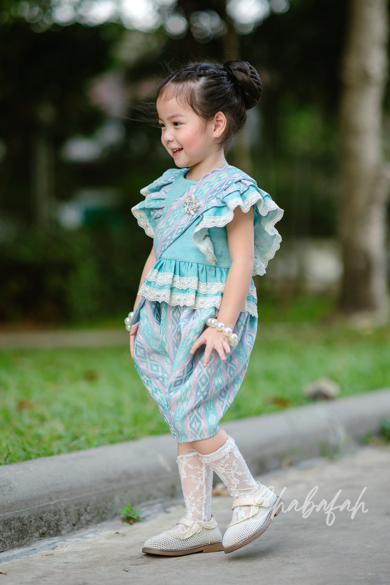 (เซต 4 ชิ้น) ชุดไทยแบรนด์ Chabafah รุ่น ศิรินภา สีฟ้า