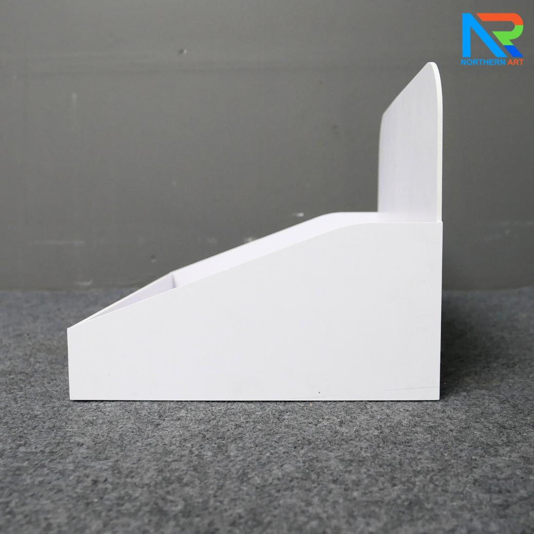 ชั้นวางสินค้าตั้งโต๊ะ ขนาด (W)40 x (D)30 x (H)23 cm. วัสดุพลาสวูดหนา 3-5 มม.