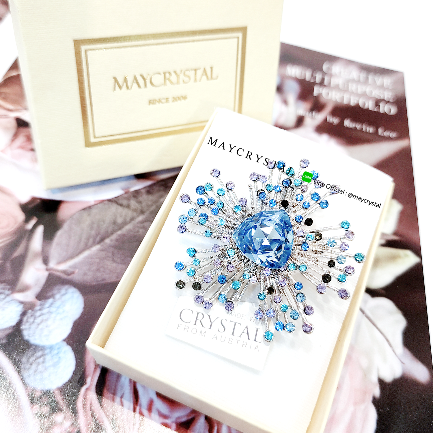 เข็มกลัดคริสตัลจากประเทศออสเตรีย (Embellished with Crystals from Austria) , Premium zirconia