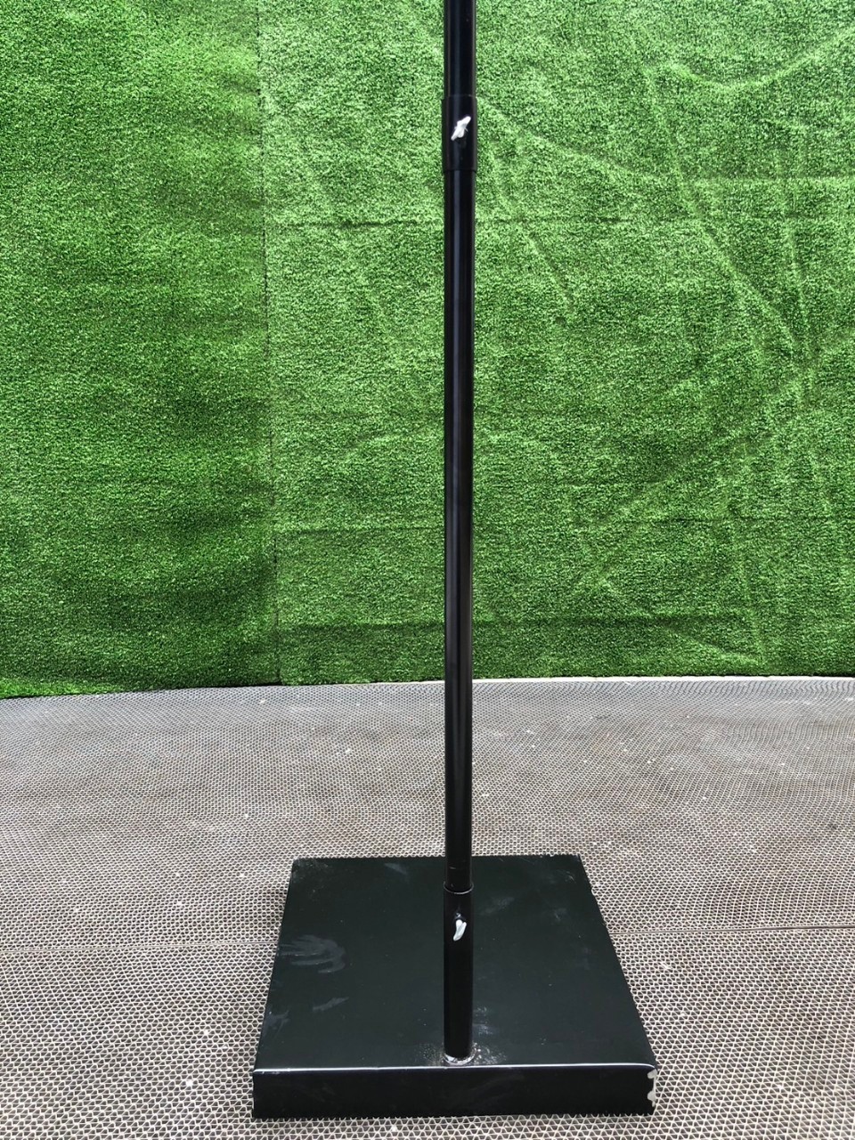 เช่าธงญี่ปุ่น ฐานปูน แขนเดี่ยว ขนาด (W)60 x (H)200 ซม. แข็งแรง มั่นคง ลมพัดไม่ล้ม แขนล่างปรับระดับได้