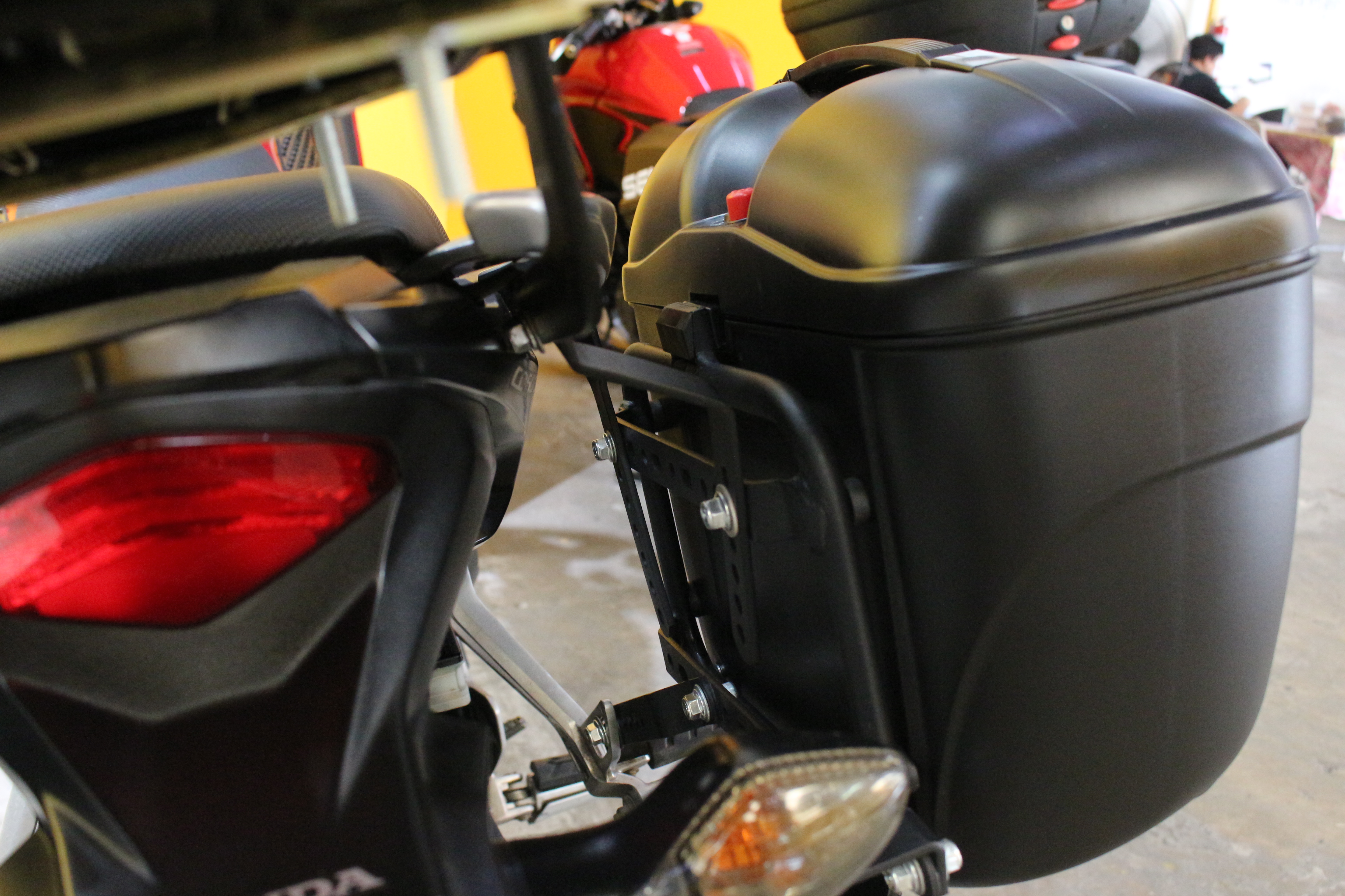 รีวิวกล่องข้างพร้อมแล็ค V.3 (7500฿)