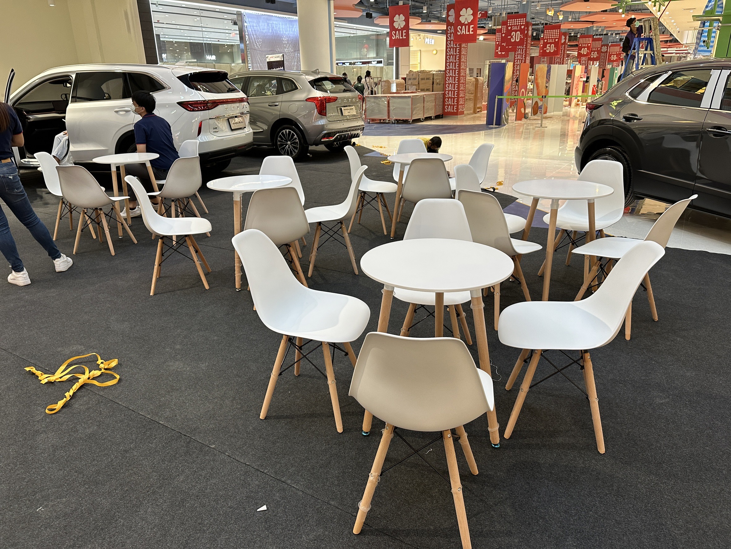 ชุดโต๊ะปิดการขาย / โต๊ะเจรจา