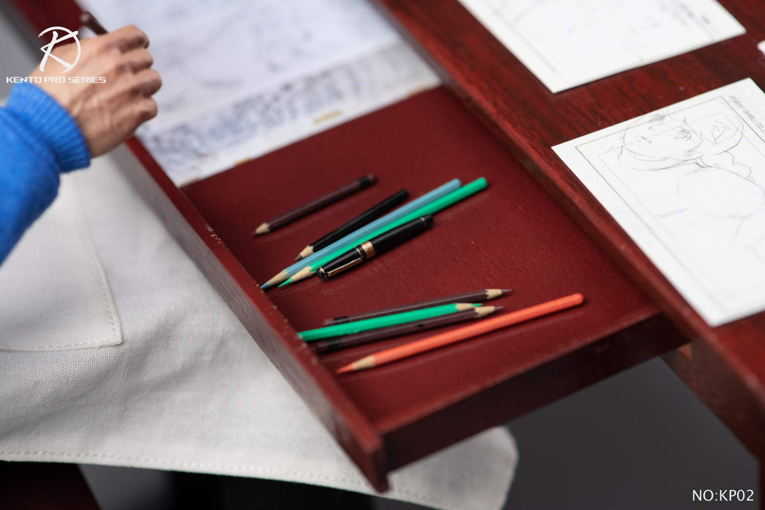 Kento Pro Series KPS-KP02 Grandpa Who Loves Painting