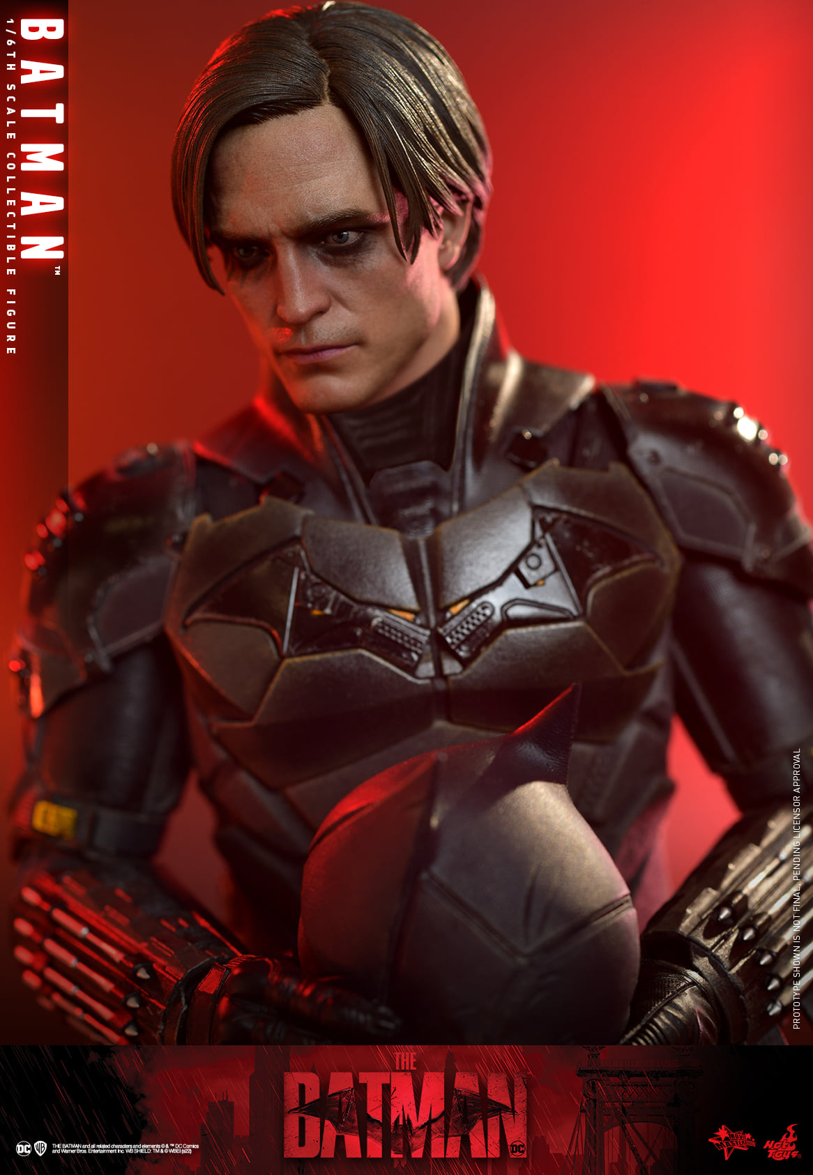 Hot Toys MMS638 1/6 The Batman - Batman