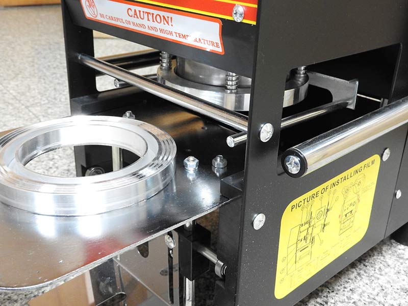 SEMI AUTOMATIC PP CUP SEALING MACHINE WITH CUP COUNTING SYSTEM