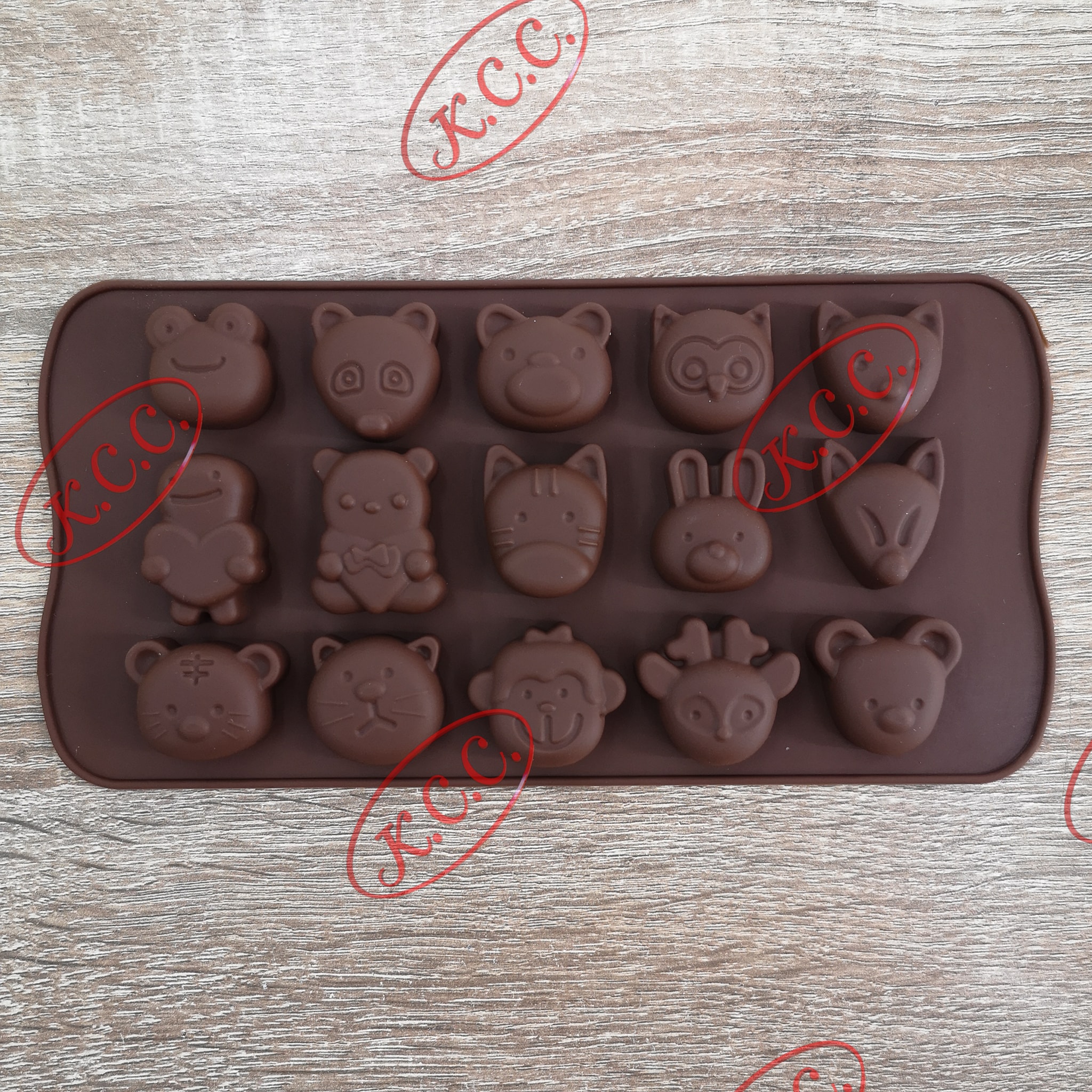 [โล๊ะสต็อก ซื้อ 2 แถม 1] พิมพ์ซิลิโคน คละแบบ คละลาย แม่พิมพ์ ซิลิโคน พิมพ์ช็อกโกแลต วุ้น พิมพ์โดนัท ลายสัตว์ ลายดอกไม้ ลายหัวใจ ลายตัวเลข 123 HBD ลายเป็ด ลายสับปะรด เฉพาะลายนี้เท่านั้น