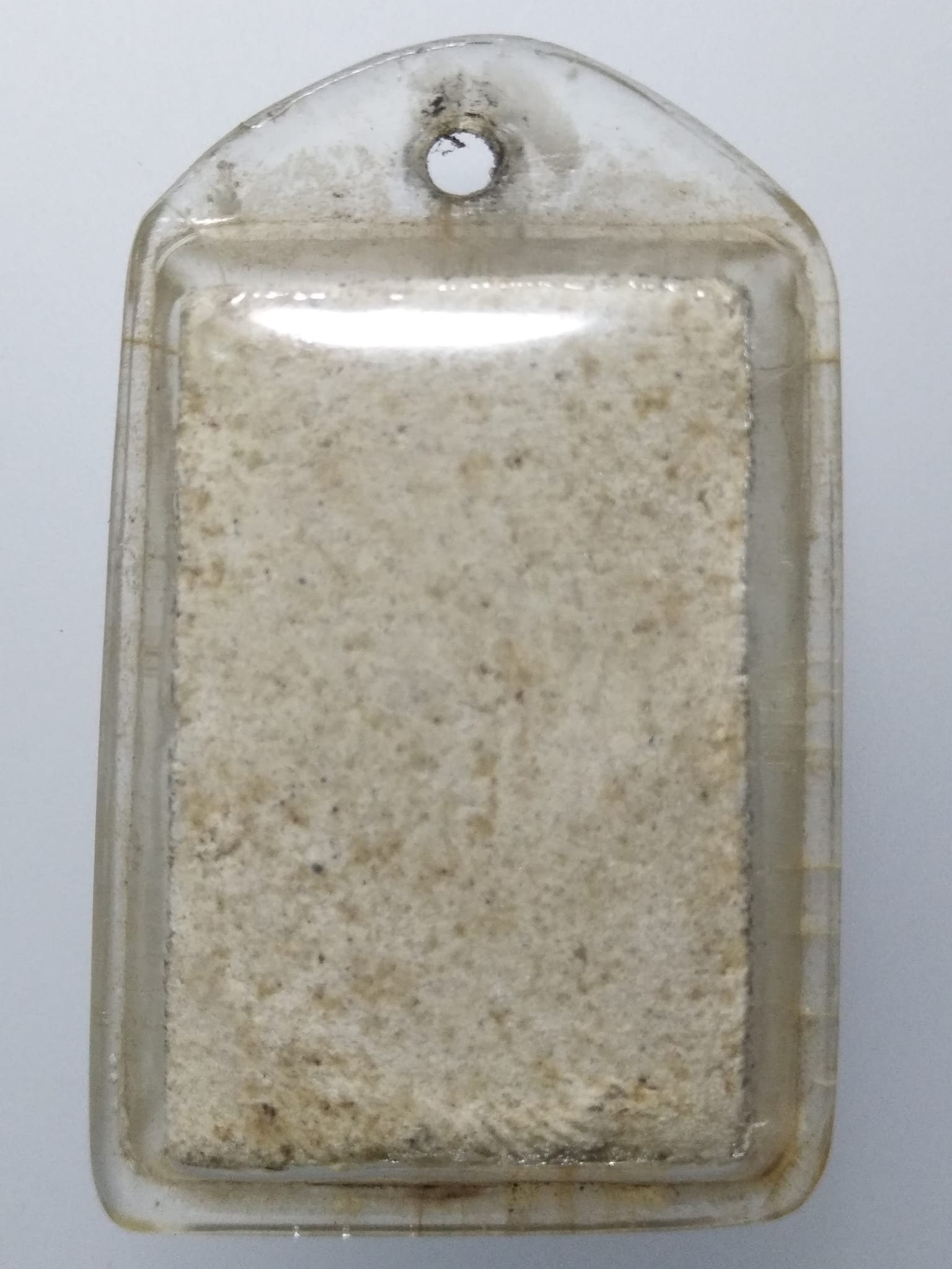 F092 พระผงรูปเหมือนหลวงปู่ไข่ ธรรมรังสี