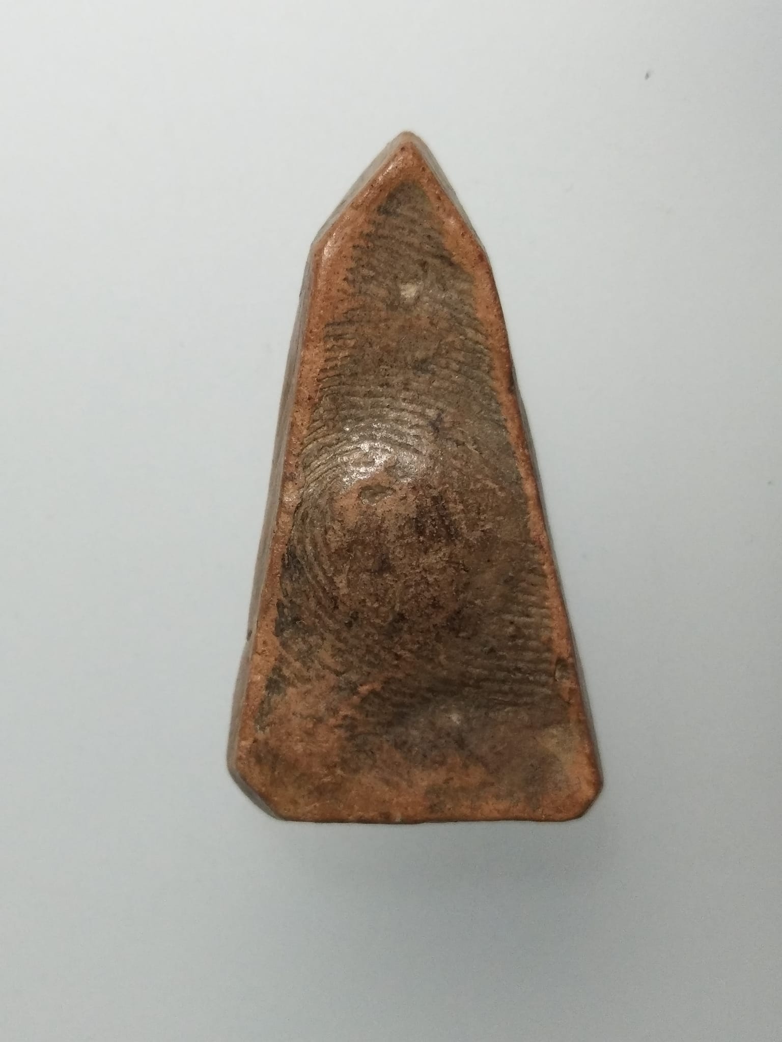 F105 พระผงสุพรรณ