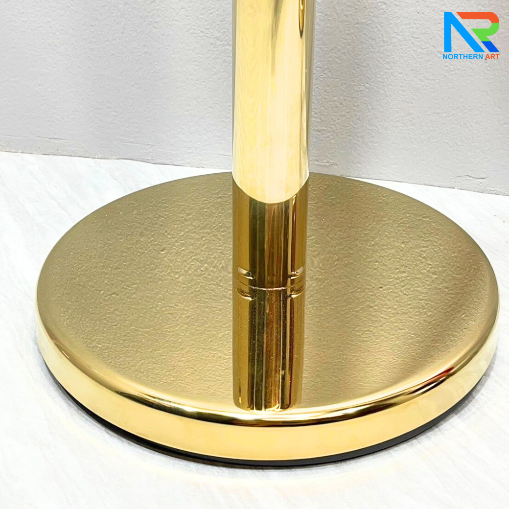 เสากั้นบริเขต สแตนเลสหัวกลมสีทอง พร้อมเชือกกำมะหยี่ สีแดง