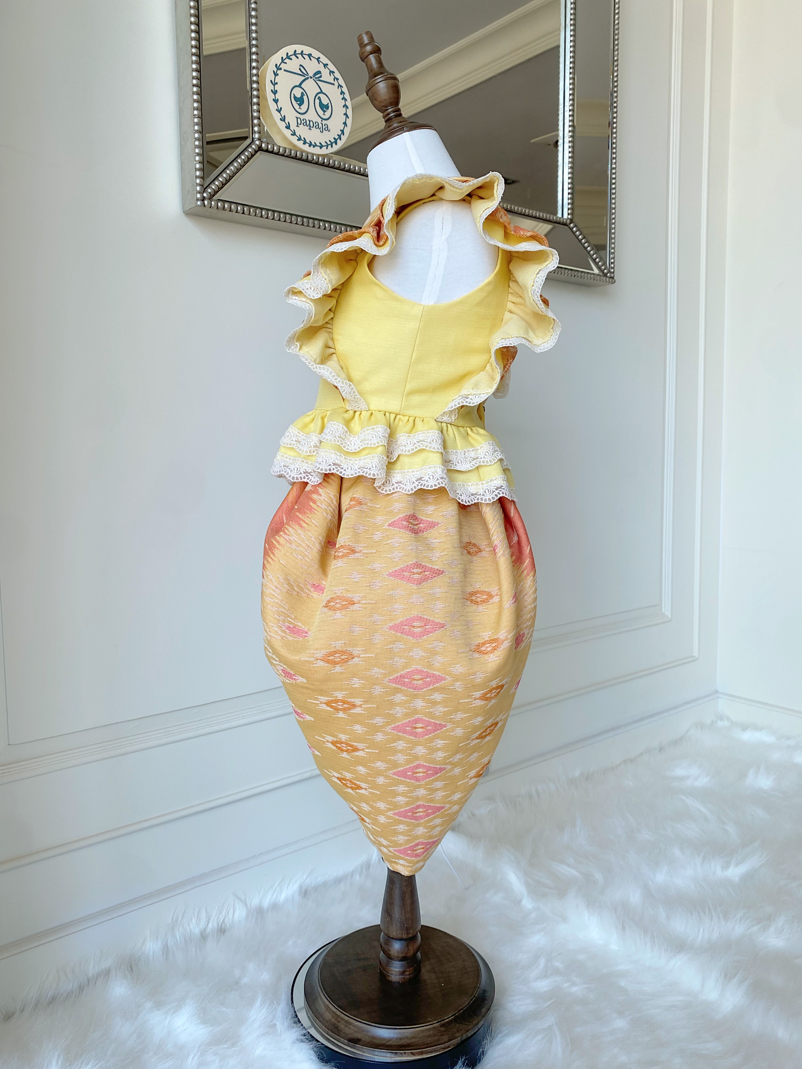 (เซต 4 ชิ้น) ชุดไทยแบรนด์ Chabafah รุ่น ศิรินภา สีเหลือง